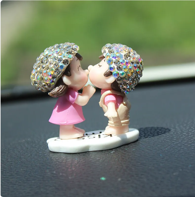 Couple-Themed Car Console Ornaments