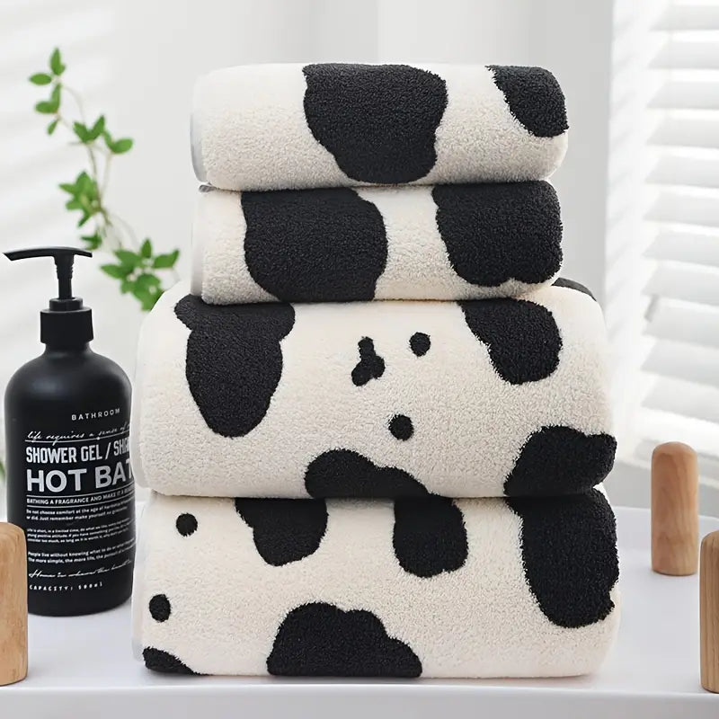 Super Soft and Absorbent Microfiber Towels (Two Sizes)