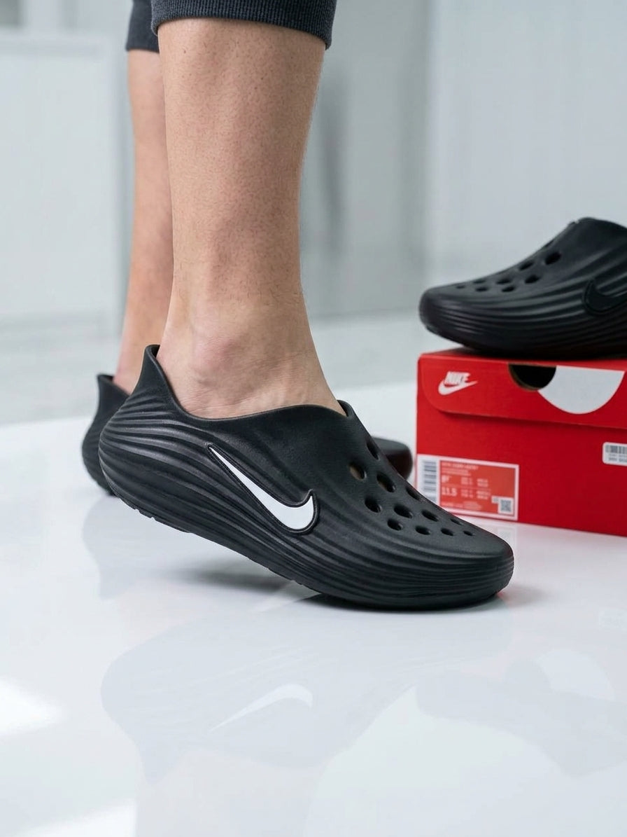Nike men's ReackX size 9